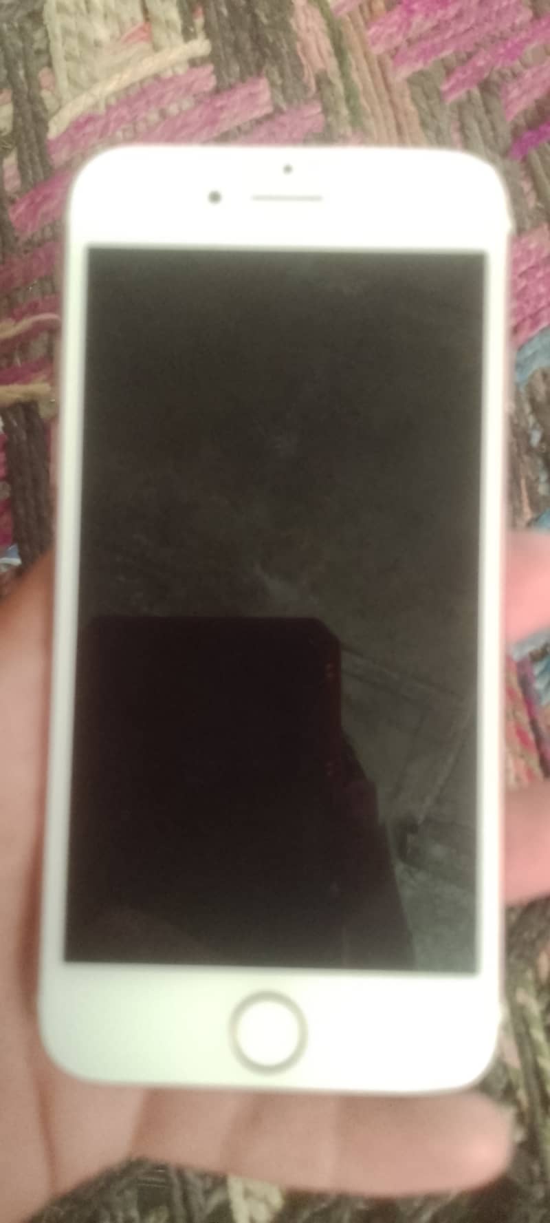 Apple iPhone 7 0