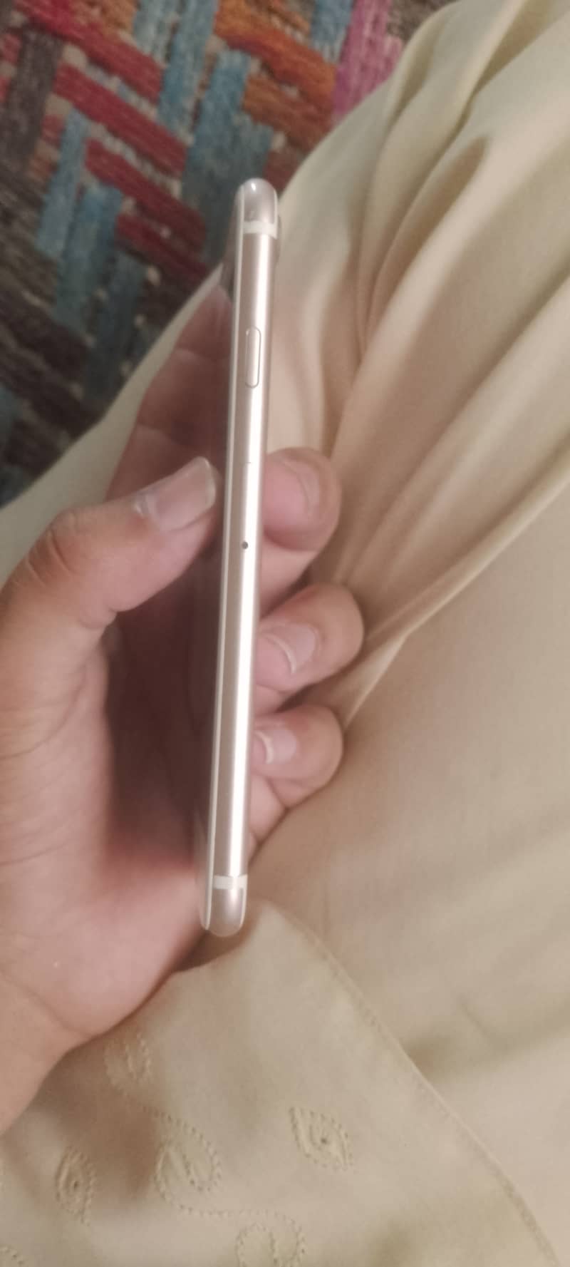 Apple iPhone 7 2