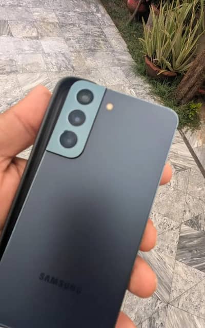 Samsung Mobile S22