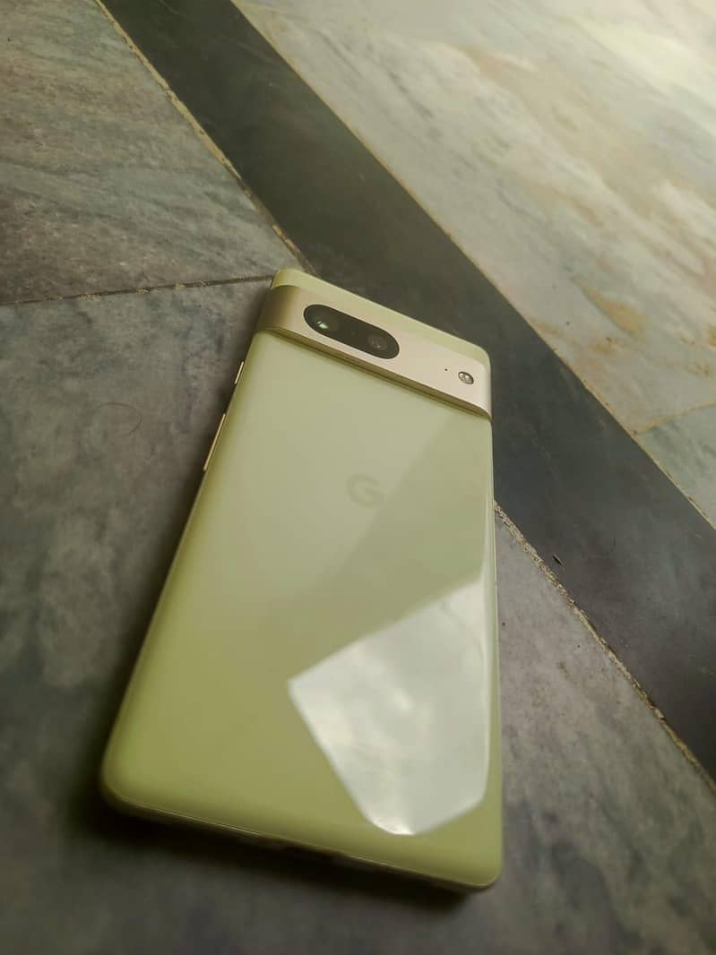 Google Pixel 7 2