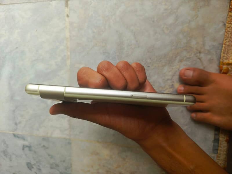 Google Pixel 7 6