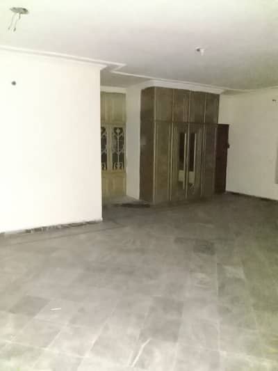 4 Beds 6 Baths House For Rent