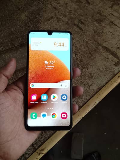 Samsung Mobile A32,no fault. exchng possibl