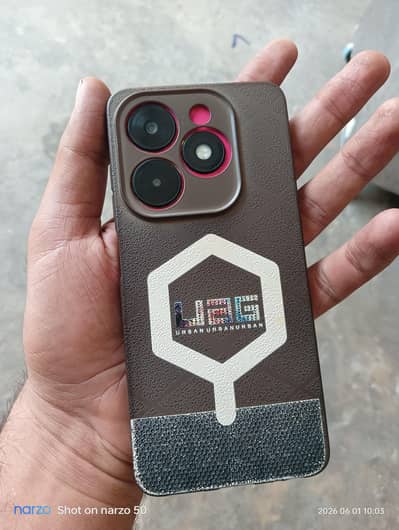 Tecno Spark 20c storage 4+4/128