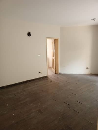 4 Beds Tv D,D