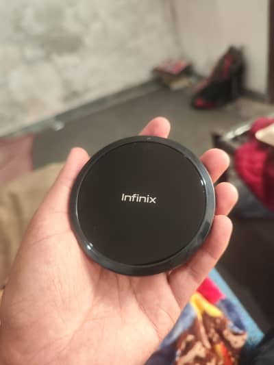 Infinix note 30 pro original 15 w wireless charger