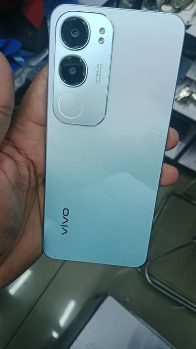 Vivo Y19s