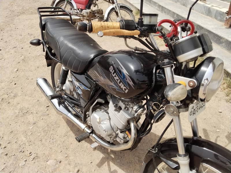 Suzuki GS 150 Model 2021 / 40000 KM  Use Suzuki Bike 150 3