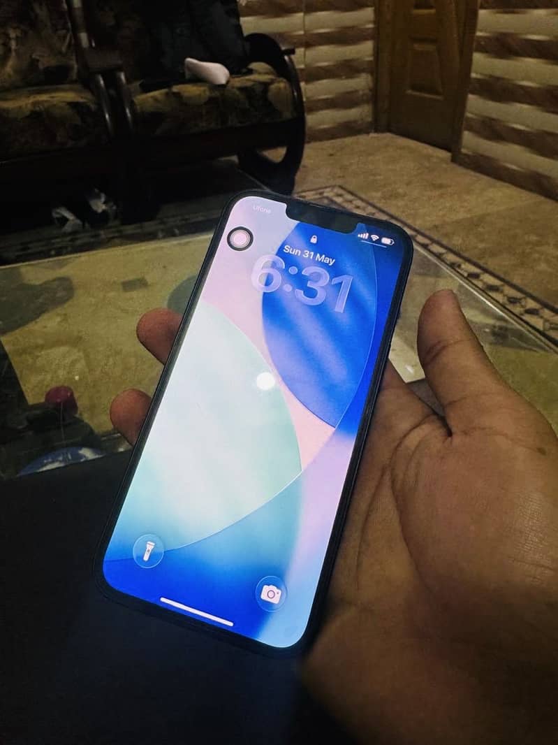 Apple iPhone 13 3
