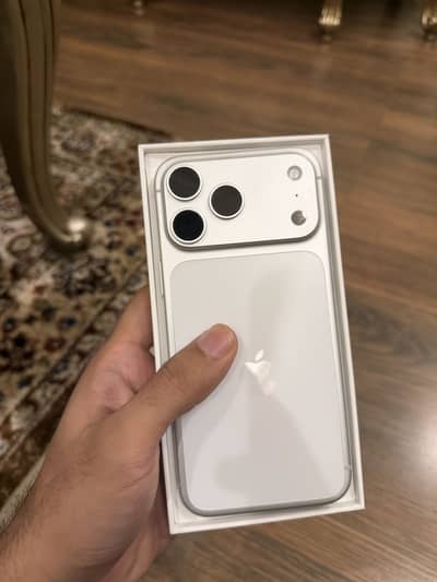 Apple iPhone 17 Pro JV