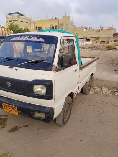Suzuki Ravi 2010