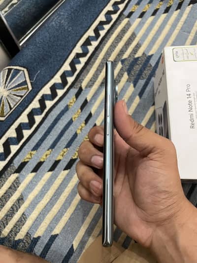 Xiaomi Redmi Note 14 Pro