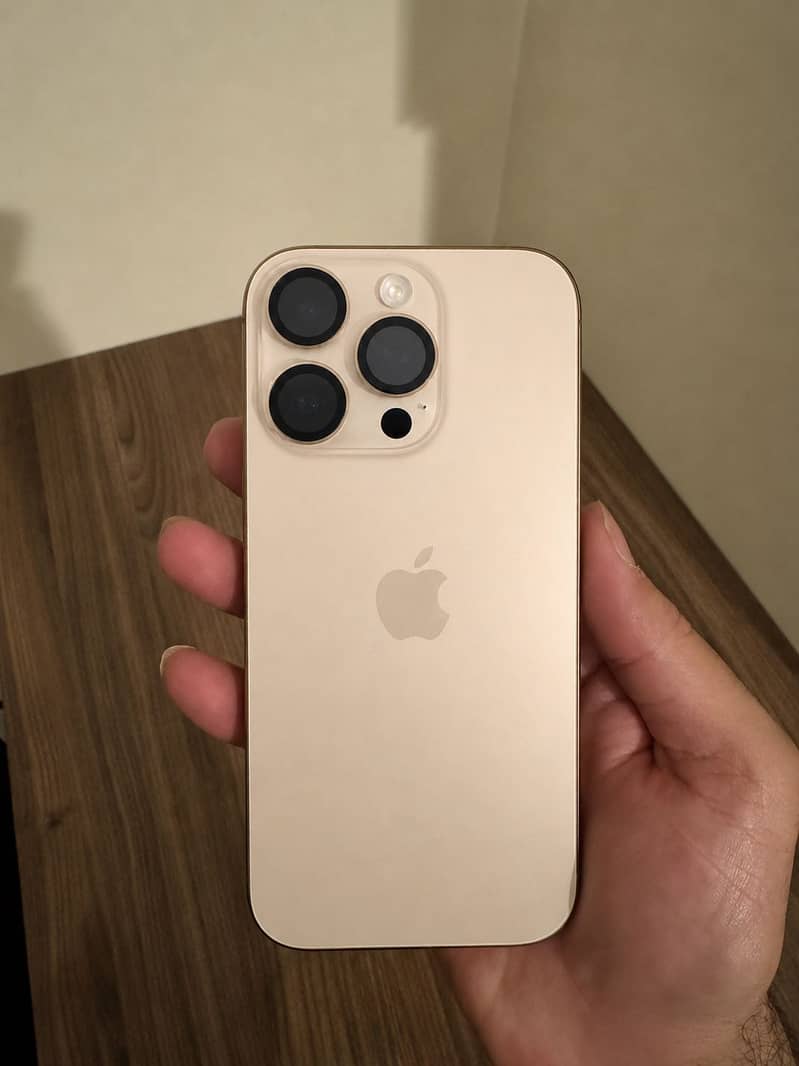 iPhone 16 Pro 0