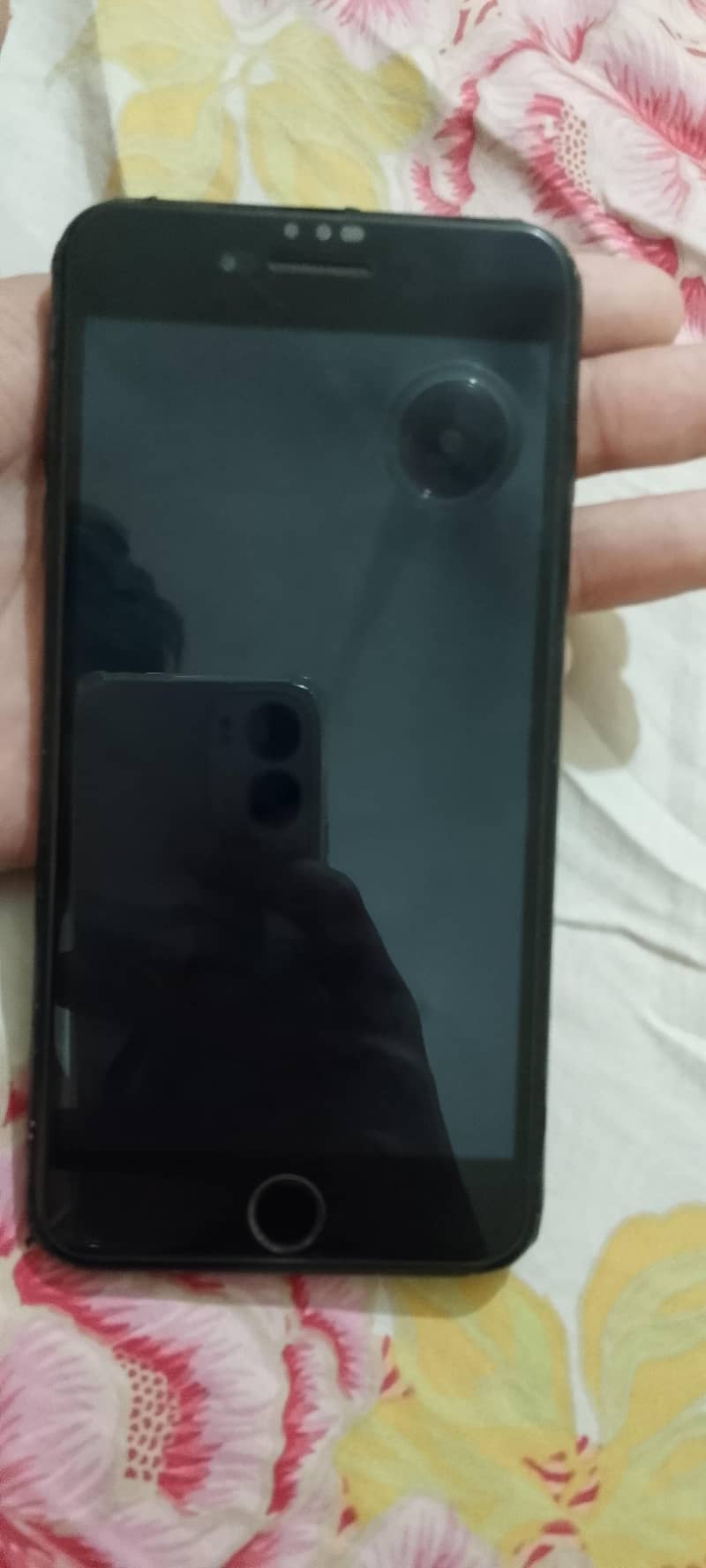 Apple iPhone 7 Plus 8