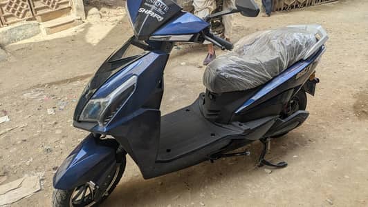 Unique scooty bike