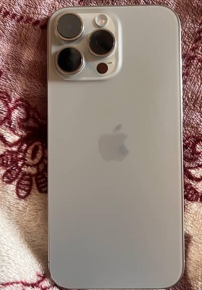 Apple iPhone 16 Pro Max