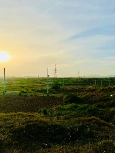 5 Marla Corner Plot Available in I-15