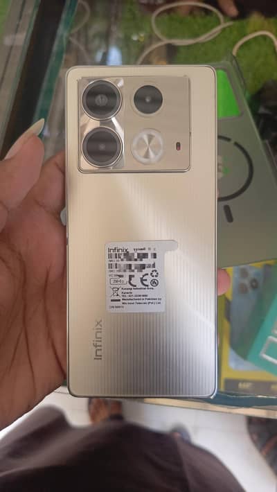 Infinix Note 40