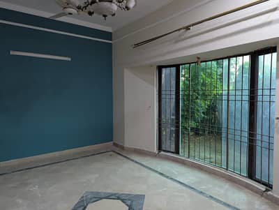 HOUSE FOR RENT / INDEPENDENT HOUSE FOR RENT / 10 MARLA HOUSE FOR RENT
