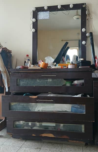 Dressing with drawers for sale