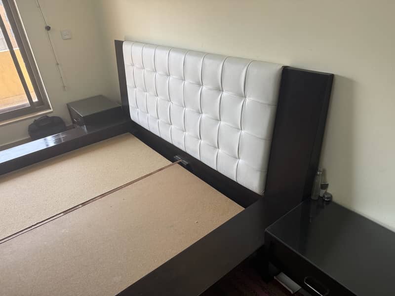 Double bed 3