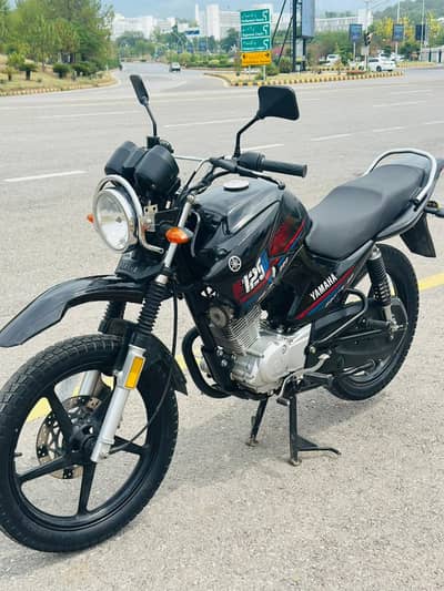 Yamaha YBR 125G 2023