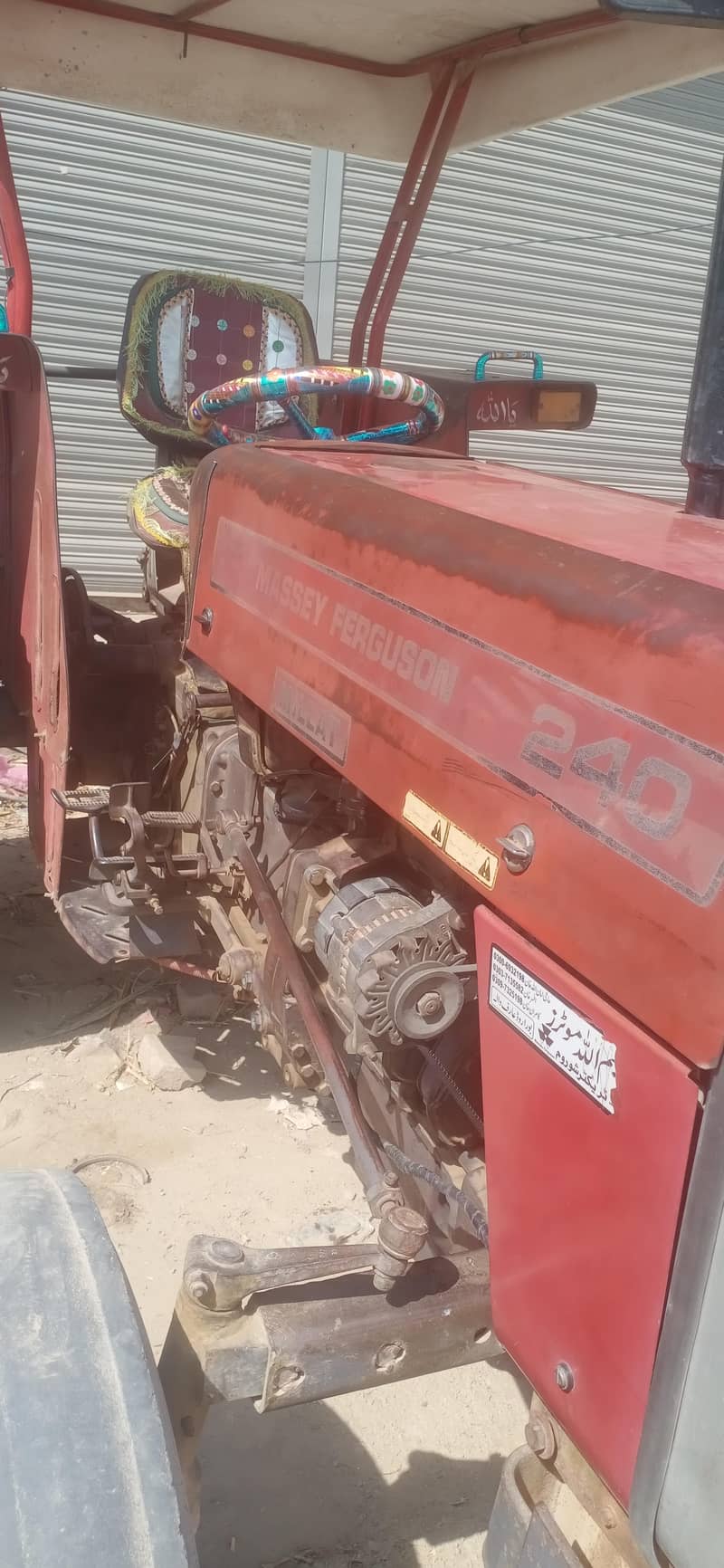MF 240 model 2000 1