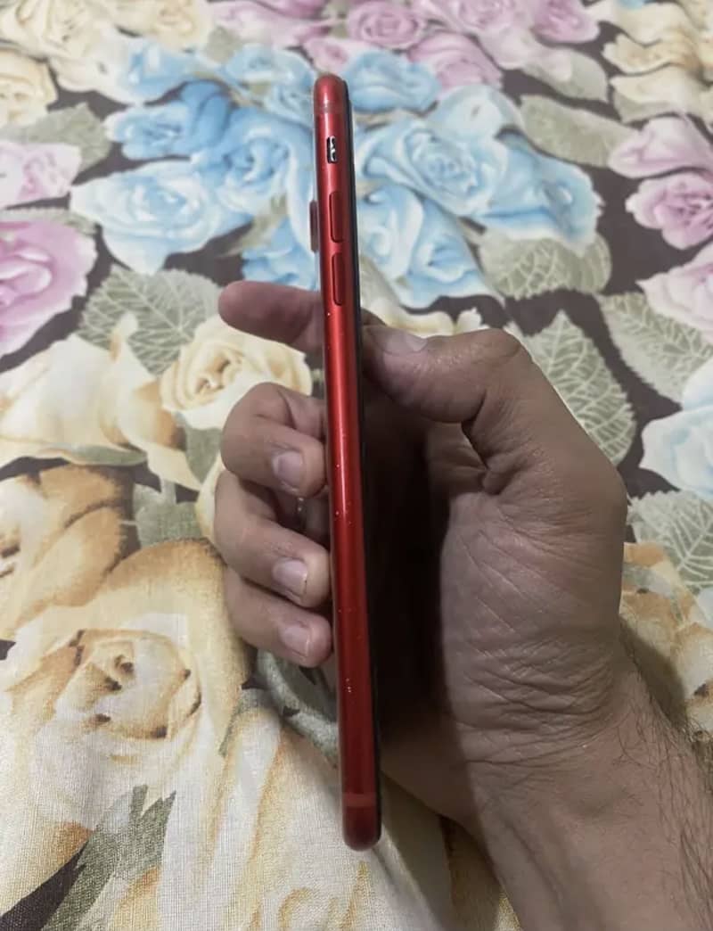 Apple iPhone 7 Plus 1