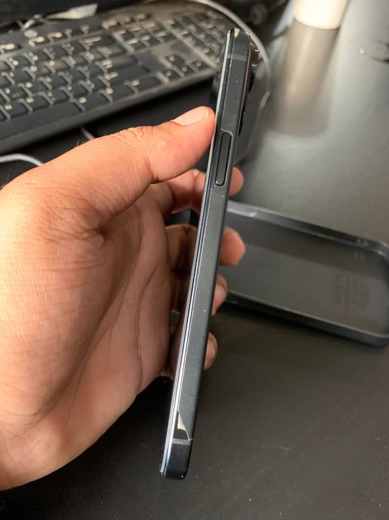 Apple iPhone 15 plus 5