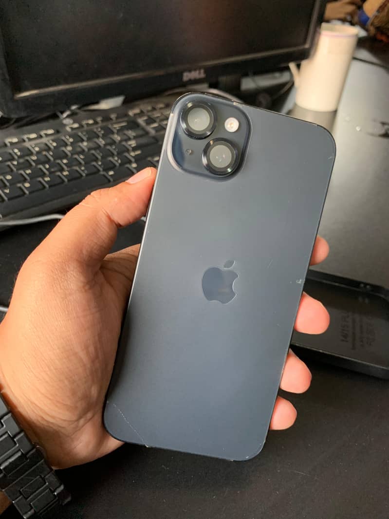 Apple iPhone 15 plus 6