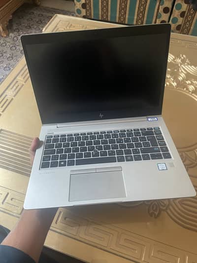 HP LAPTOP 10/10 CONDITION