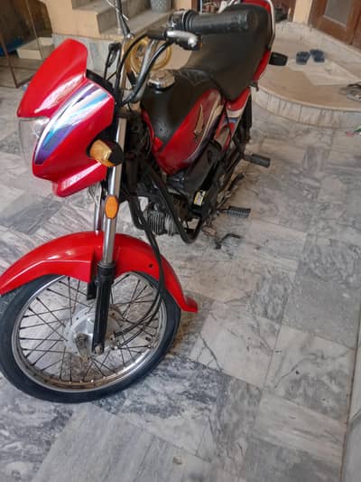 Honda Pridor 2015 in Good condition
