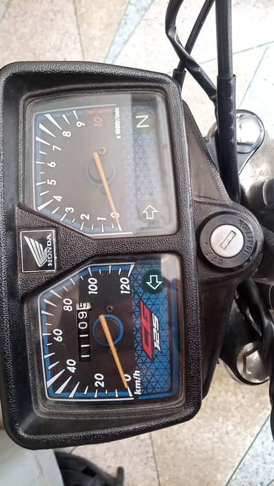Honda 125 All original non used bike very neat and clean  All ok  10%