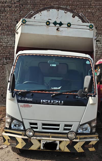 isuzu NKR mini truck 2018 14tf