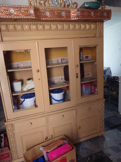 wooden showcase for sale in new condition