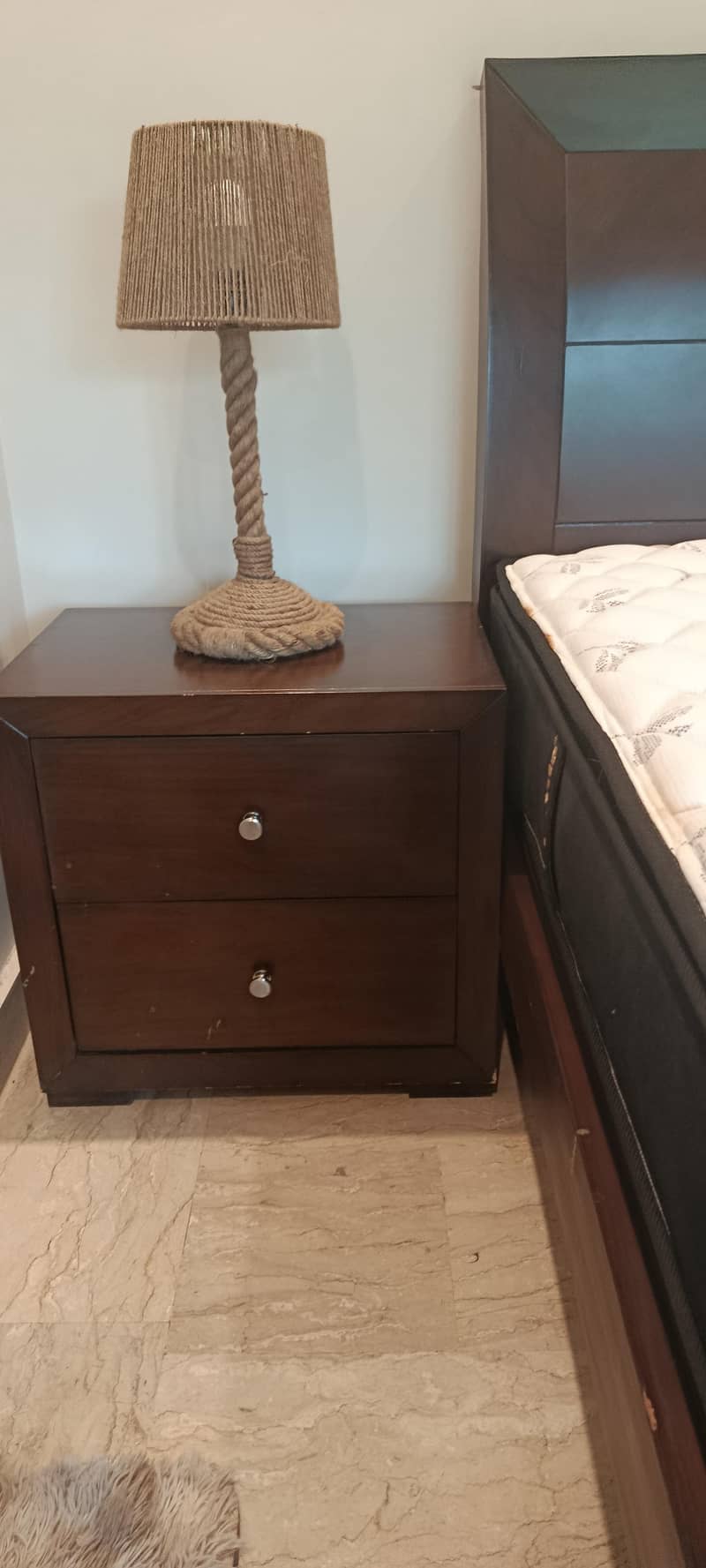 BED SET WITH DRESSING TABLE 1
