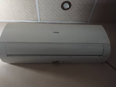 Haier Inverter AC 1 Ton HSU-12CFCM/013L(W) – Excellent Condition
