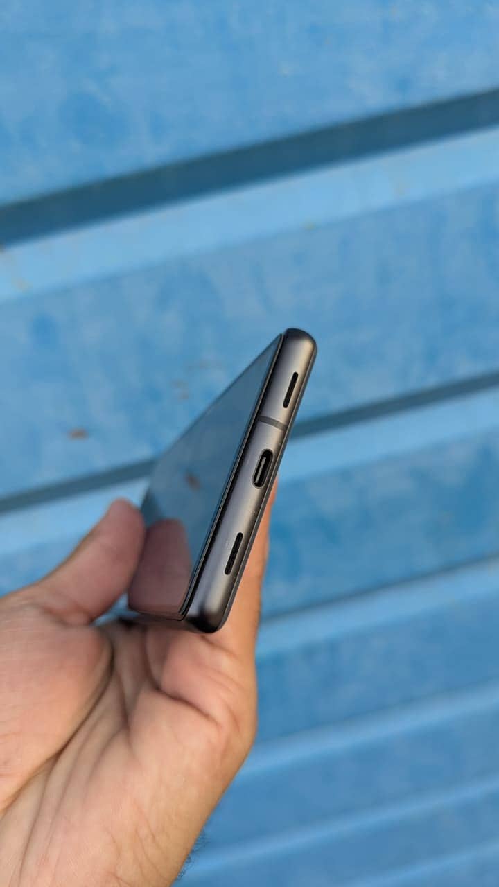 Google Pixel 7a 3