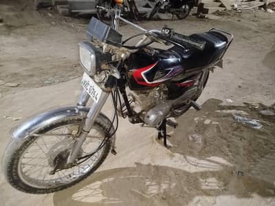 United 125
