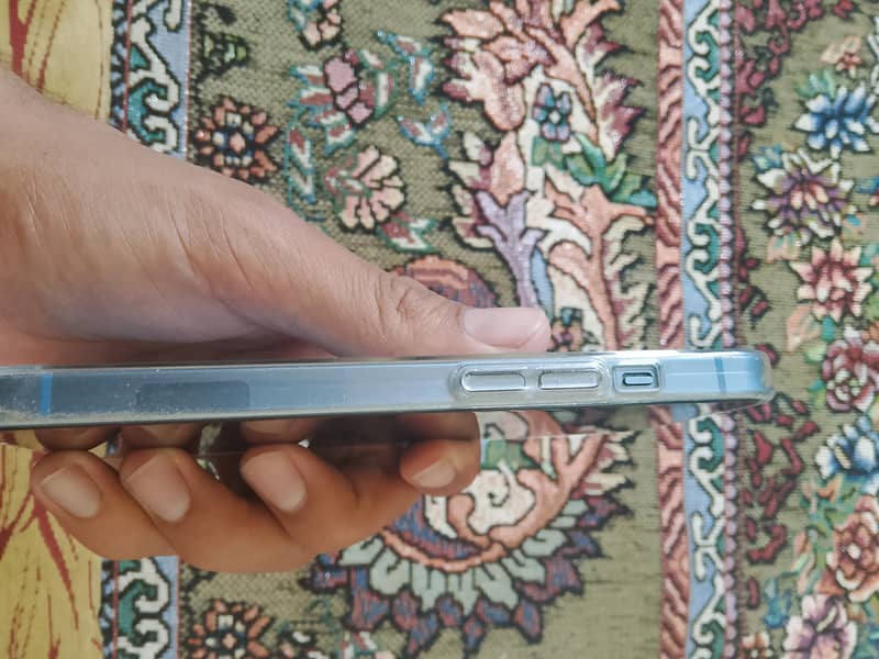 Apple iPhone 14 2