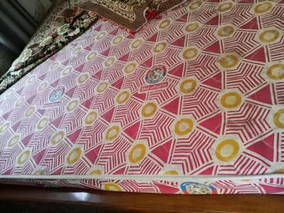 bed sale krna h Kisi seriously ki chye to rabta kry time pass Waly doo