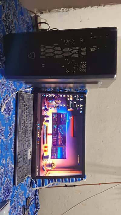 Custom Gaming PC i5-9400F GTX 1650 + 22" LED