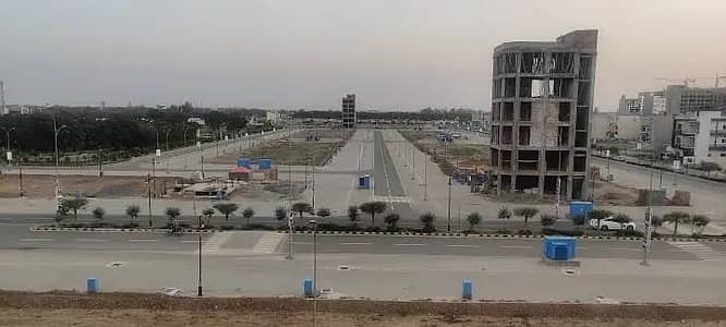 5.33 MARLA COMMERCIAL PLOT FOR SALE IN ETIHAD TOWN PHASE 1