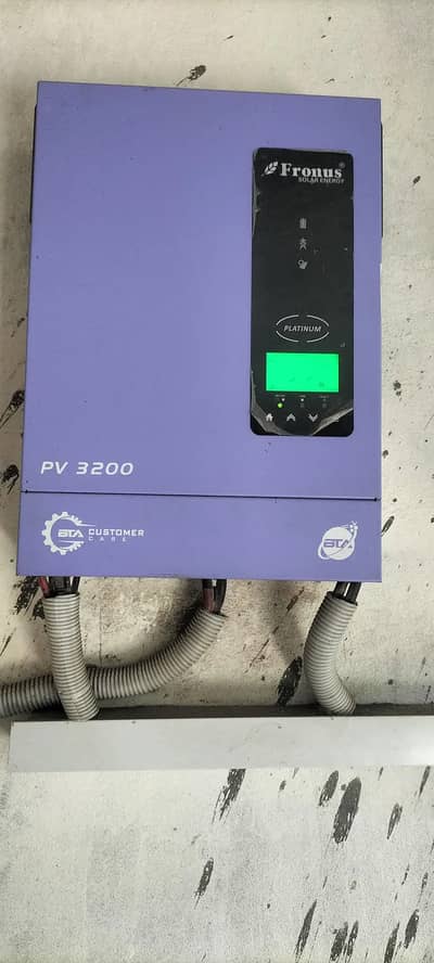 Fronus PV 3200 INVERTER FOR SALE 0 3 0 5 6 6 4 8 8 6 6