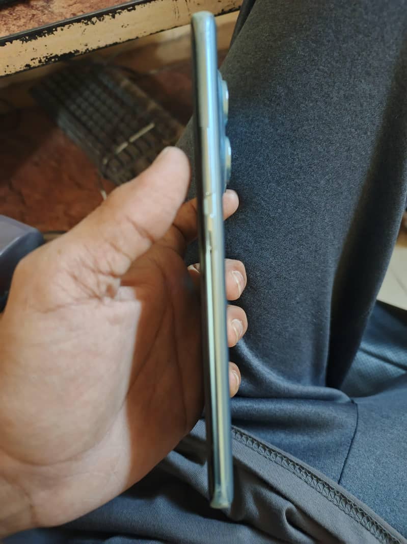 Redmi Note 14 Pro 1
