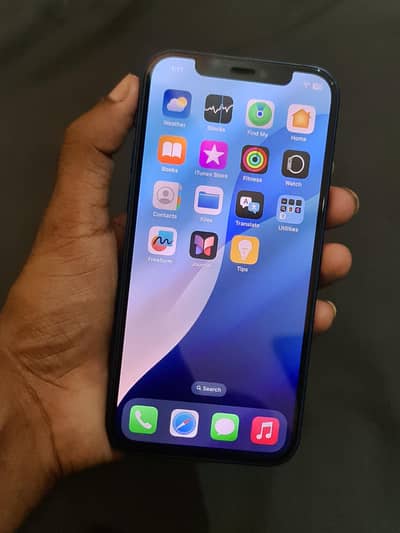 Apple iPhone 12