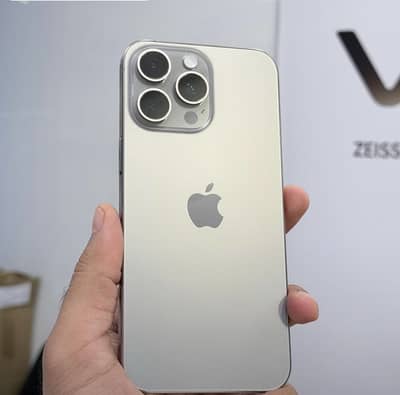 Apple iPhone 15 Pro Max