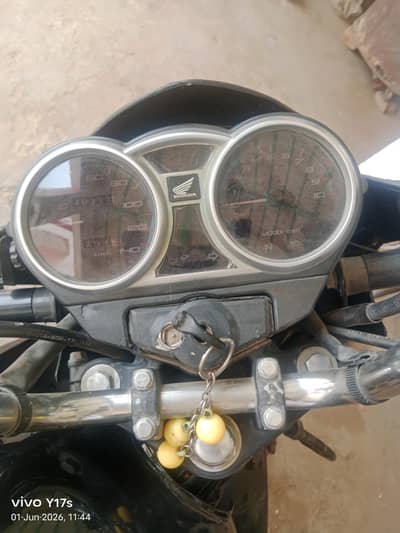 Honda CB150 F