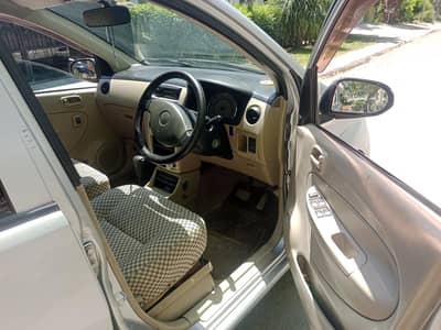 Daihatsu Mira 2011
