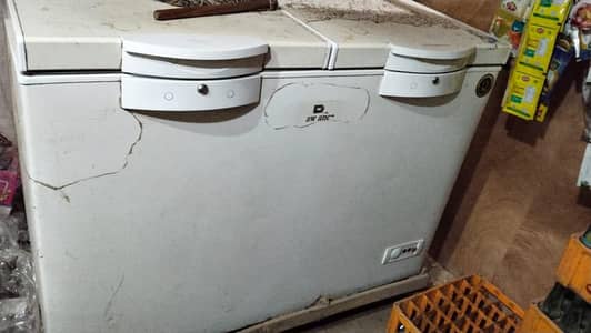 Dawlance deep freezee 91997lvs deep freezee